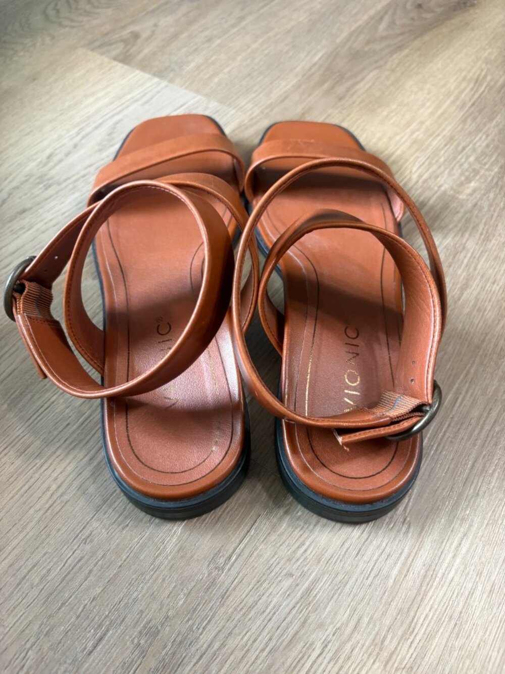 Vionic Anaya Ankle Strap Sandal size 9.5 espresso brown leather flats buckle - Picture 6 of 9